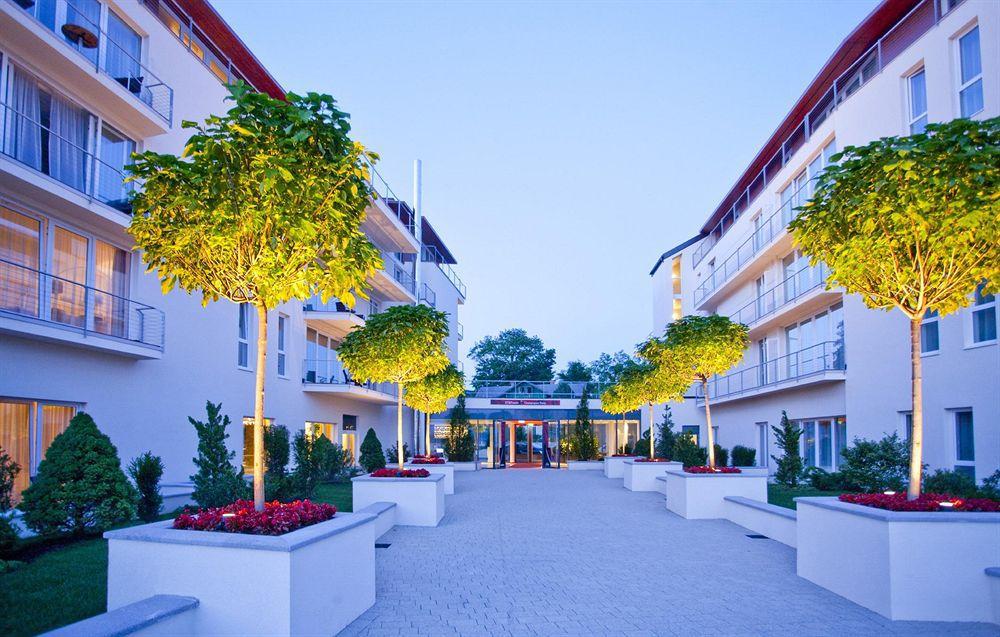 Lake'S - My Lake Hotel Portschach am Woerthersee Exterior photo
